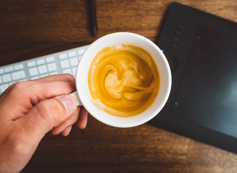 CD Projekt dodá svůj patch později, Izrael slaví úspěchy s vakcínou a futures se dnes zelenají