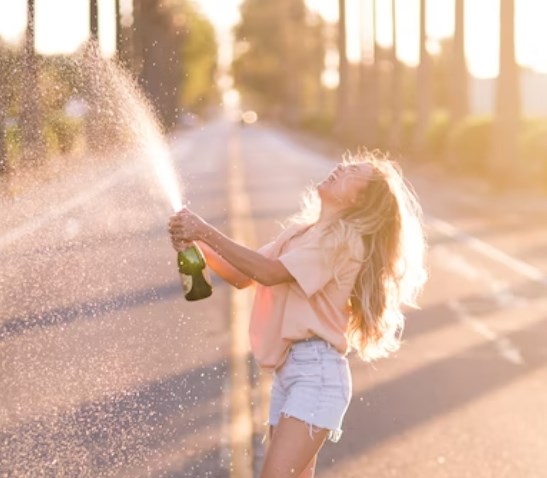 Euforie pokračuje, dnes roztleskávají ECB a BoE