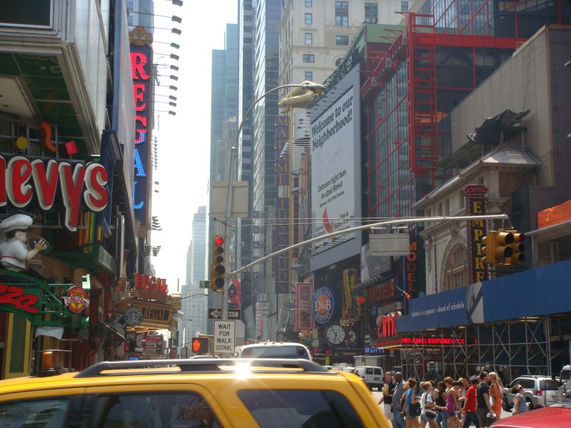 Existenci nákupních center v USA zachraňují e-commerce firmy