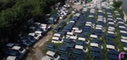 V Číně vznikají ve velkém hřbitovy elektromobilů, „podivné monumenty rozvoje této technologie“