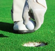Golf a svět financí patří k sobě - získejte nové golfové sety k licencím Patria Plus!