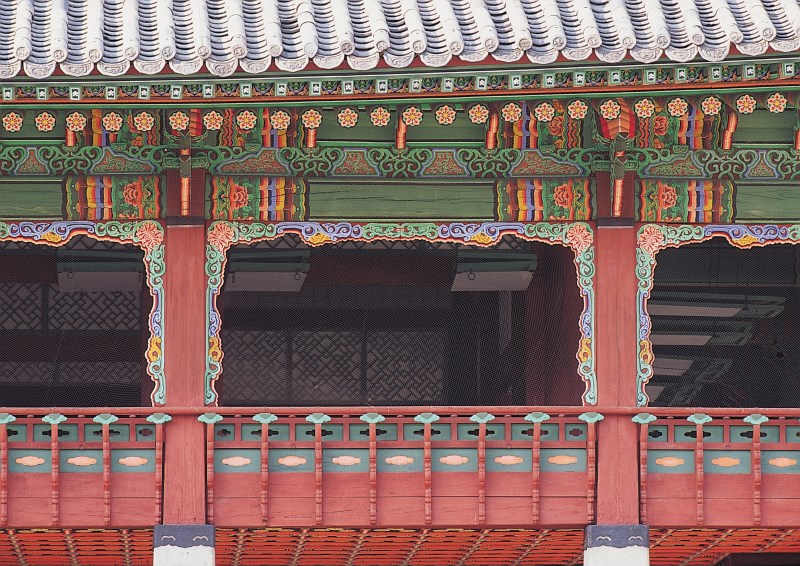 Čínský trh zahájil týden dalším propadem