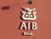 Allied Irish Banks měla rekordní ztrátu, propustí přes 2000 lidí