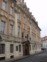 Senát možná zkomplikuje vládě zvyšování spotřební daně