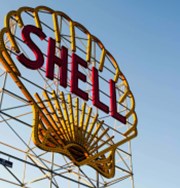Shell ve čtvrtém kvartálu navýšil zisk a oznámil také vyšší dividendu i odkupy akcií