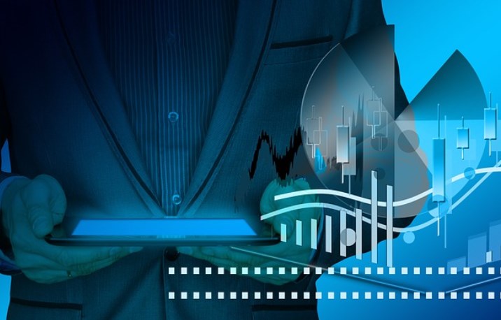 Ruský postup doléhá na trhy, dobrá data stranou zájmu