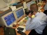 Ranní skepse evropských burz pokračuje i odpoledne...STOXX 50 klesá o 0,7% Ranní skepse evropských burz pokračuje i odpoledne...STOXX 50 klesá o 0,7%