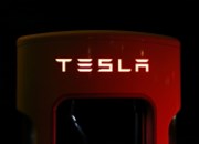 Tesla svolává v USA téměř půl milionu aut Model S a Model 3 kvůli zvýšenému riziku havárie