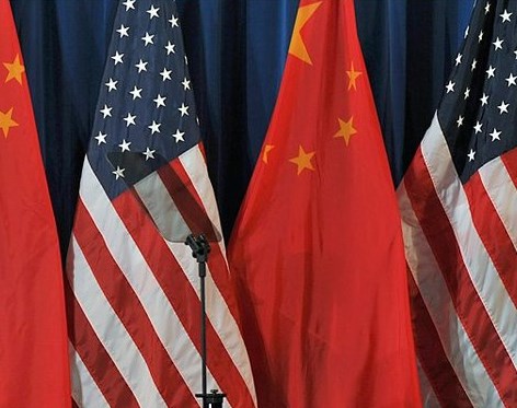 Optimismus na frontě USA-Čína, čekání na Fed a volby v Británii