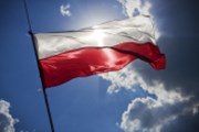 Víkendář: Polské varování - začíná to hledáním nepřátel, končí vraždou v přímém přenosu