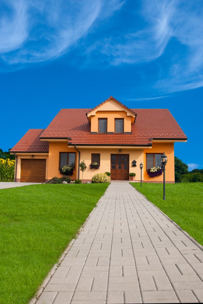 Lze zřídit zástavní právo k nemovitosti, která je zároveň předmětem zajišťovacího převodu práva?