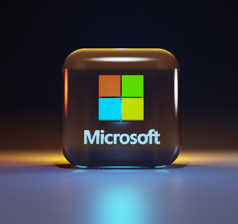 Microsoft mění strukturu: Nadella se soustředí na technologie, Althoff povede byznys