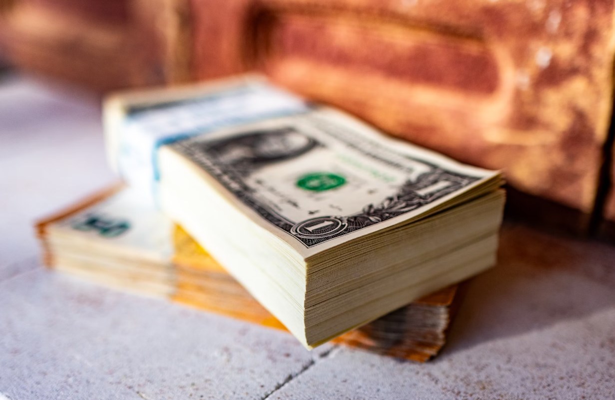 Investiční výhled na druhé pololetí 2024: Eurodolar, zlato a ropa