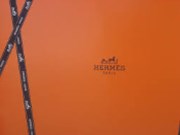 Provozní zisk Hermes v 1H díky Japonsku stoupal strmě vzhůru