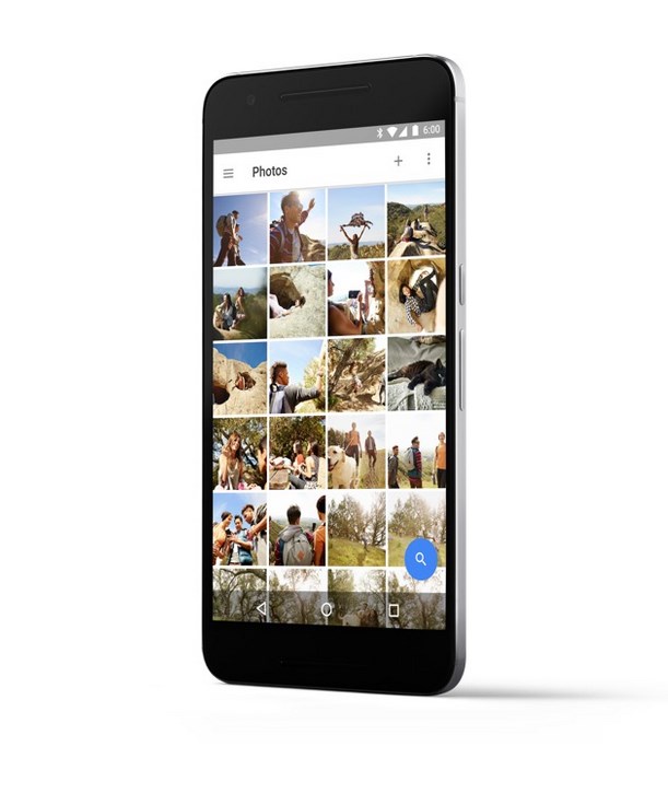 Google představil dva nové Nexusy, tablet a nových Chromecast; dotahuje tak Apple