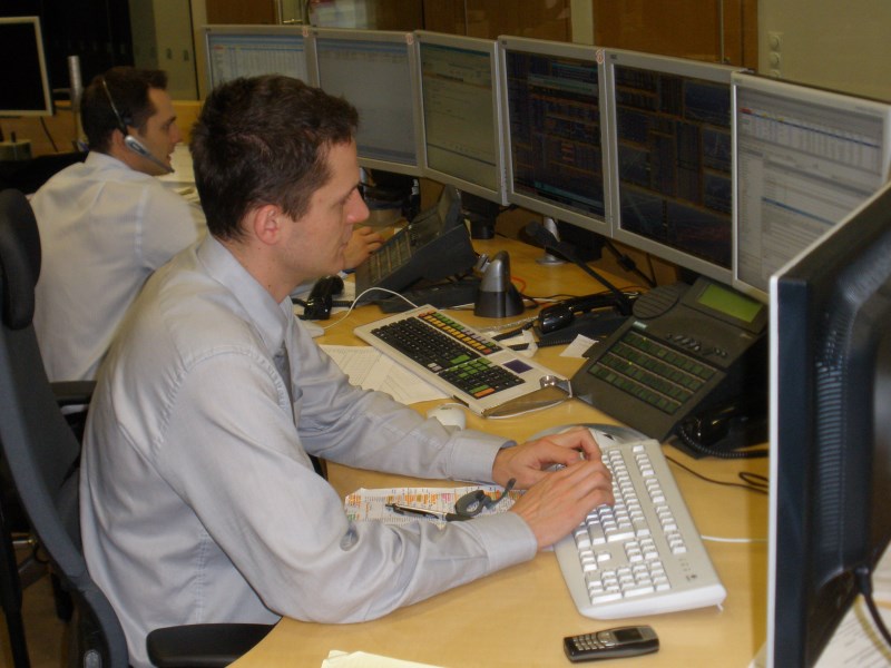 Objemy rostou, aktivita také, ale pražská burza klesá, v rámci regionů samotná