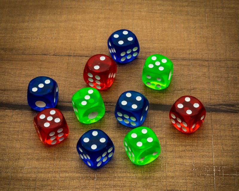 Trhy čeká nervózní vyčkávání na čínskou reakci. Sázky na novou obchodní válku zatím nepropukly naplno