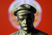 Perly týdne: Leninova Tesla, evropské „čínské“ oživení a u nás „běžná praxe“ berňáku