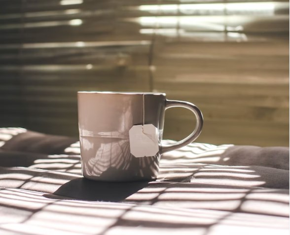 Sazby hypoték v prosinci vzrostly nejvýše za 20 let, do Davosu se vrací Světové ekonomické fórum a futures jsou dnes smíšené