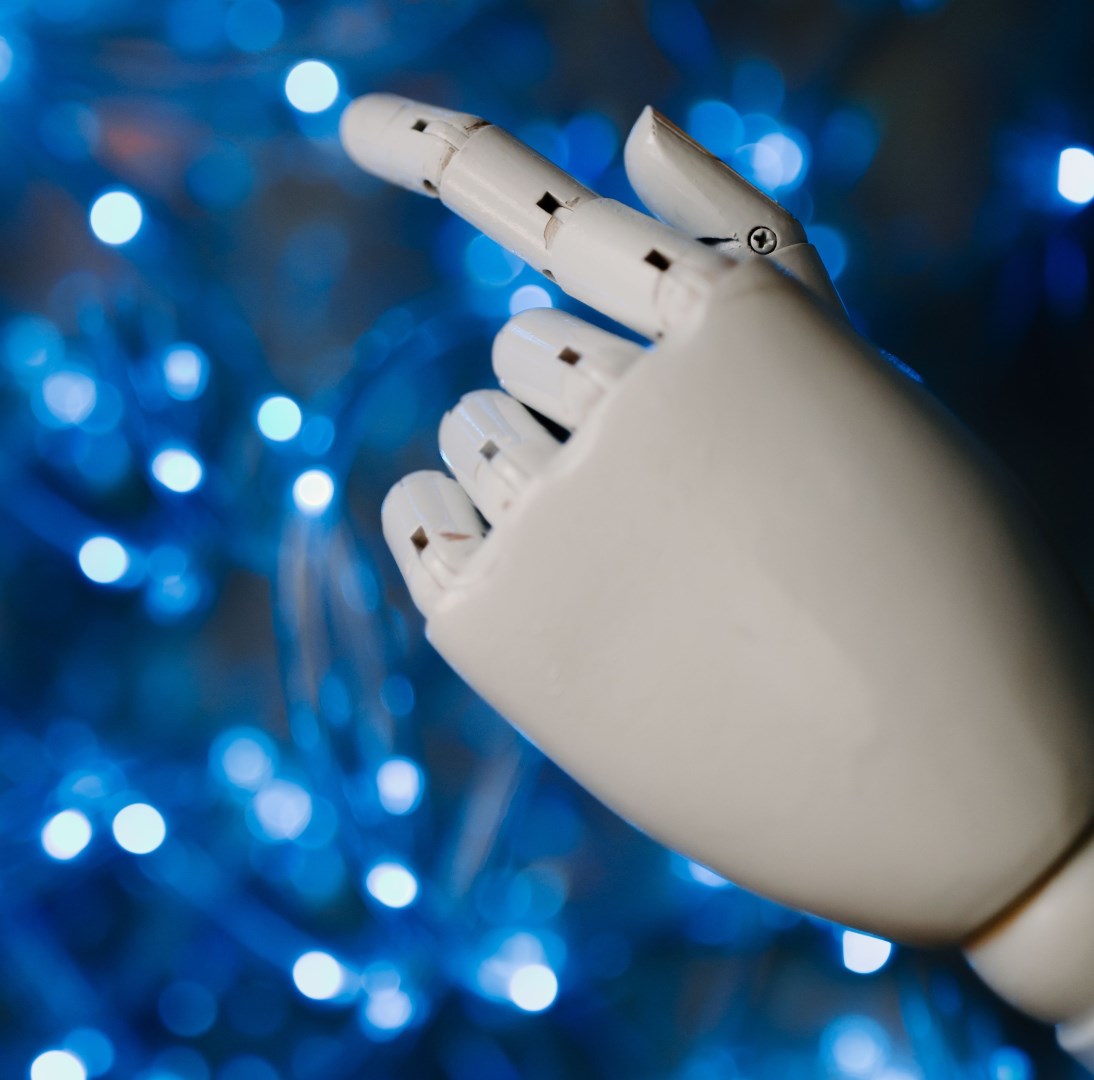 Evropský monopol pod tlakem. Čína bere útokem výrobu speciálních plastových materiálů pro humanoidní roboty