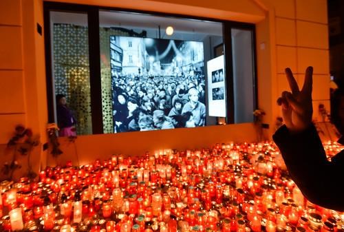 17. listopad ŽIVĚ: Pocta na Národní, Koncert pro budoucnost, akce v Česku i na Slovensku