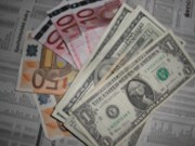 Dolar na silných rezistencích: které měny jeho posilování zdržují?