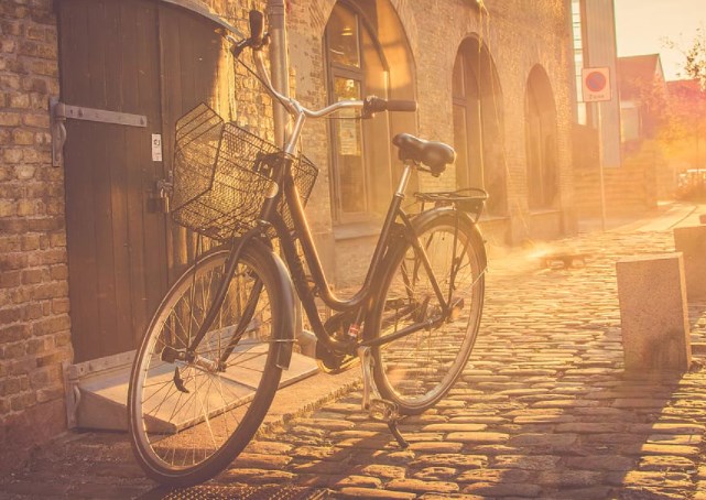 Ekonomika EU se ve druhém čtvrtletí vymanila z recese, HDP vzrostl o 1,9 procent