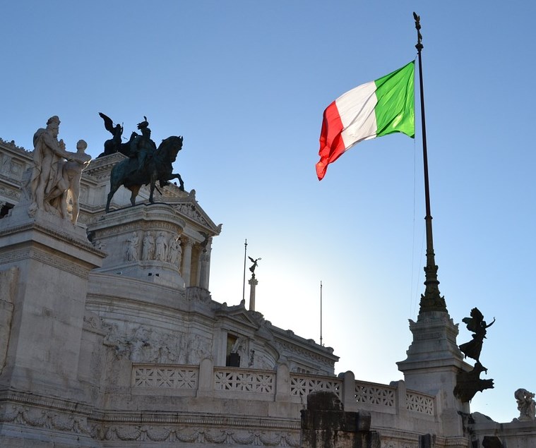 Čína nechystá odvetu a v Itálii se formuje vláda bez Ligy. Akcie startují vzhůru, euro je v klidu