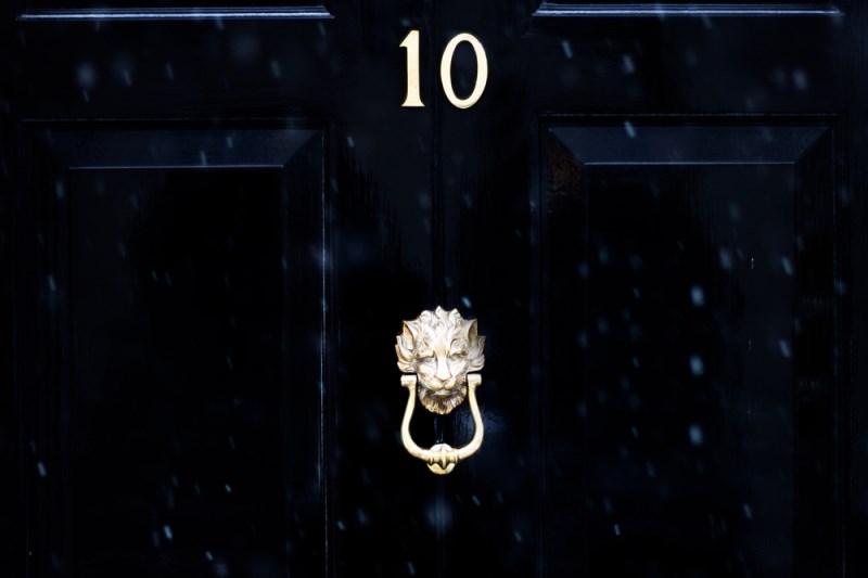 Daně ze zisku bychom snižovat neměli. Je třeba je úplně zrušit