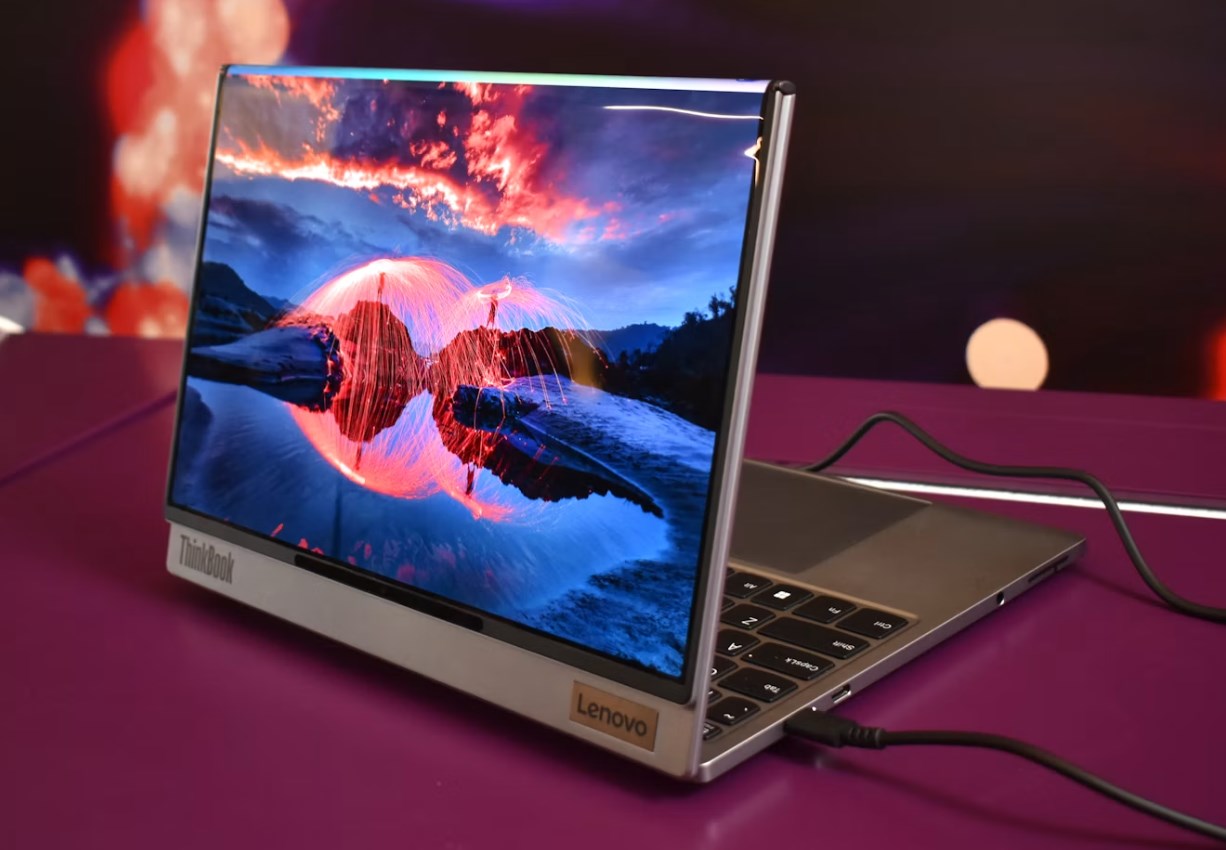 Lenovo překvapilo rekordními tržbami. Akcie vystoupaly na historická maxima