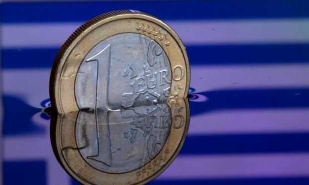 Týden na měnách: ECB zatlačila na Řeky