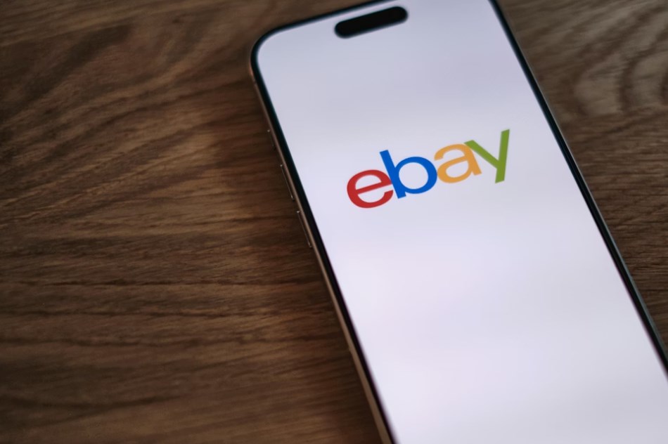 Král meme akcií má nový cíl. GameStop navrhl koupi eBay za 56 miliard dolarů