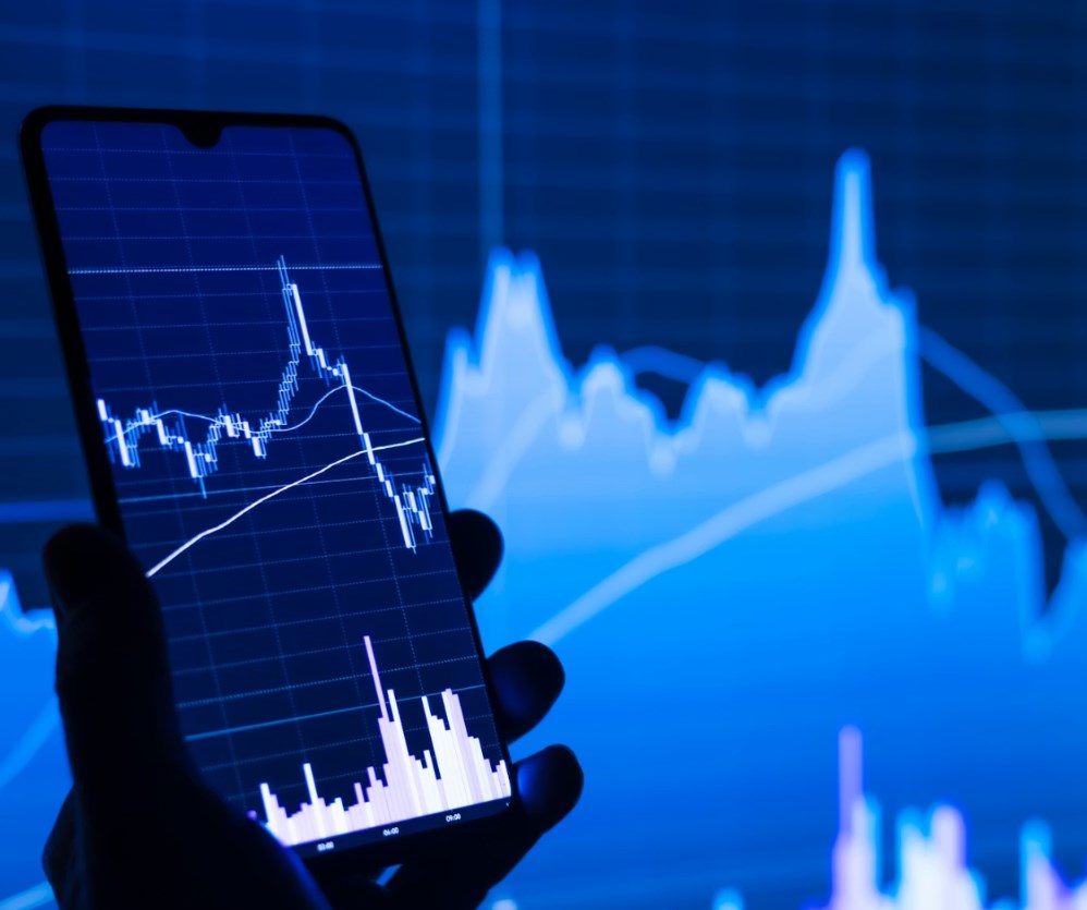 Nálada investorů stoupá s rostoucí důvěrou v příměří v Íránu