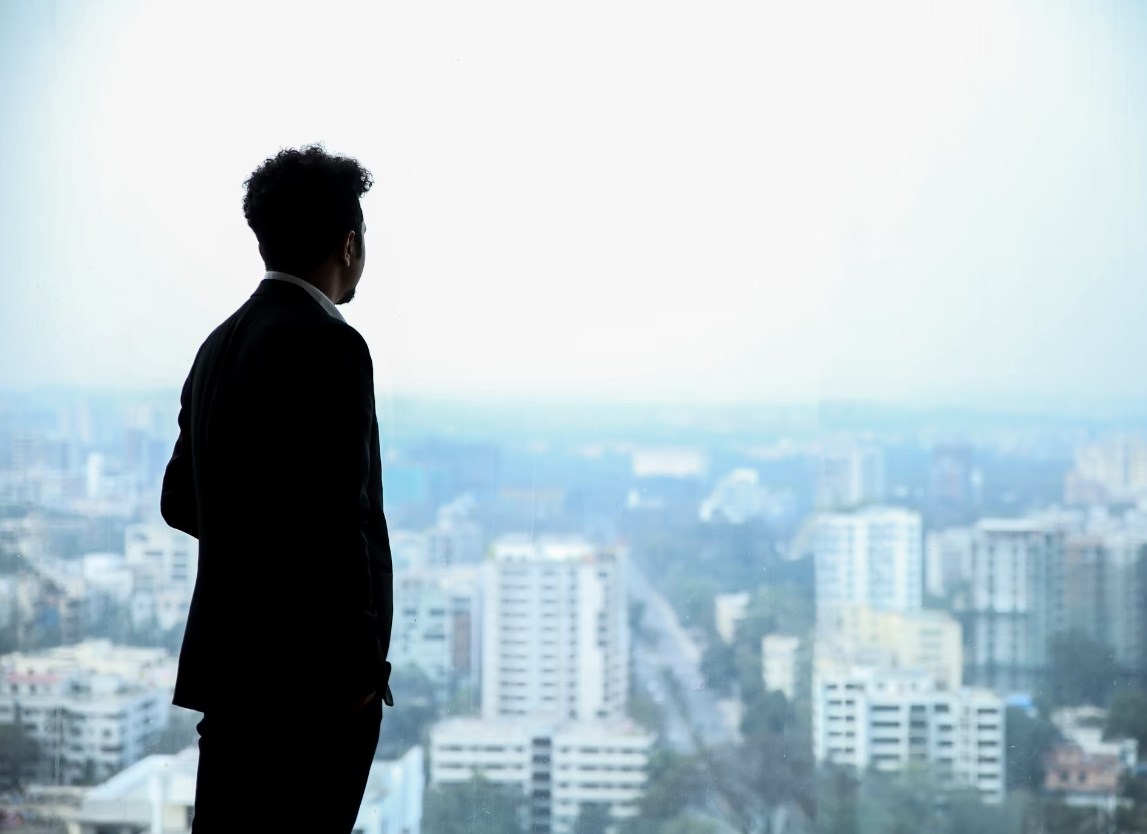 ČEZ plánuje prodat část aktiv v Polsku, Tesla prohlubuje ztráty a futures jsou dnes smíšené