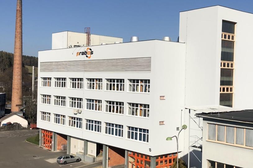 Polská společnost Arlen chce koupit 75 procent akcií obuvnické firmy Prabos