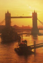 Evropa klimbá, na G. Bushe ve Velké Británii čekají stotisíce demonstrantů