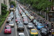 CAAM: Pokles prodeje automobilů v Číně pokračuje desátý měsíc, v dubnu zrychlil na 14,6 %