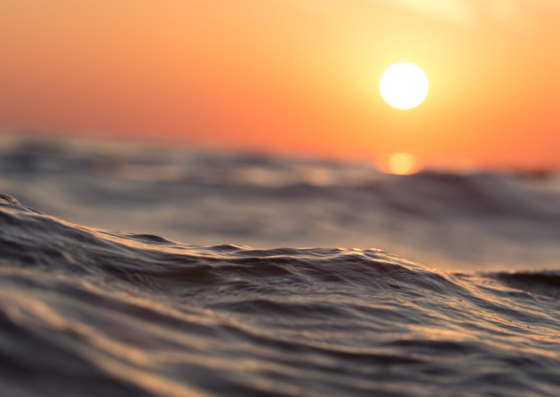 V Itálii vypsaly předčasné volby a Francie chce postupně snižovat nabobtnalý rozpočet