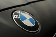 BMW hlásí rekordní prodej, daří se i značkám Audi a Porsche