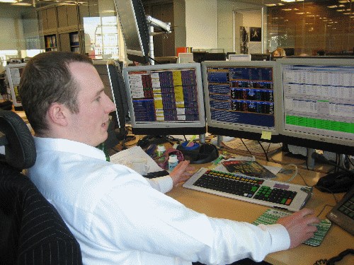 Praha: Na NWR zavládla nákupní nálada, ČEZ naopak příliš důvodů k radosti nemá...