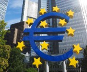 Rozbřesk: ECB zvýšila sazby, ke svých dalším krokům je ale mimořádně opatrná