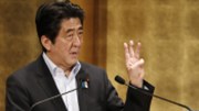 Abeho šípy nezasáhly cíl, japonská ekonomika je v recesi
