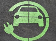 EU zahájí šetření ohledně elektromobilů z Číny, uvedla von der Leyenová