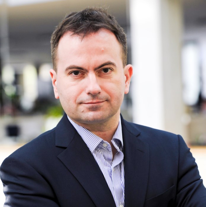 ČNB vykoupila potřebu ekonomiky na 30 let dopředu, říká šéf korporátního bankovnictví ČSOB