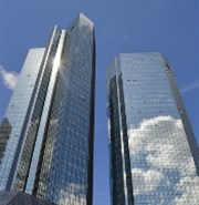 Deutsche Bank je ve ztrátě 3 miliardy eur kvůli restrukturalizaci
