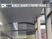 Tón pražské burze udala Telefónica, rušení tarifů není plošné. Podporou Erste, ztrácí KB a ČEZ