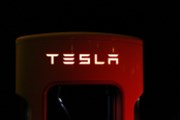 Tesla odkryla některé podrobnosti Cybertracku. Nový model automobilky po čtyřech letech