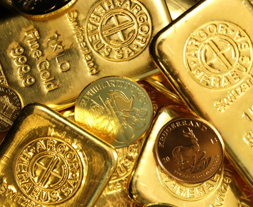 Pád ČEZ, výprodej amerických aktiv a útěk ke zlatu