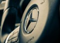 Mercedes si kvůli možnému přidělování plynu vyrábí součástky do zásoby