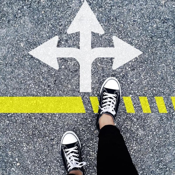 Směr udává výběr zisků na technologiích, koruna dál ztrácí